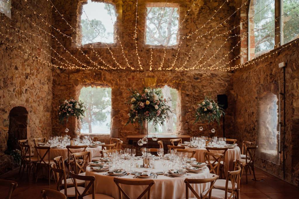 Bodas románticas junto al mar en la Costa Brava